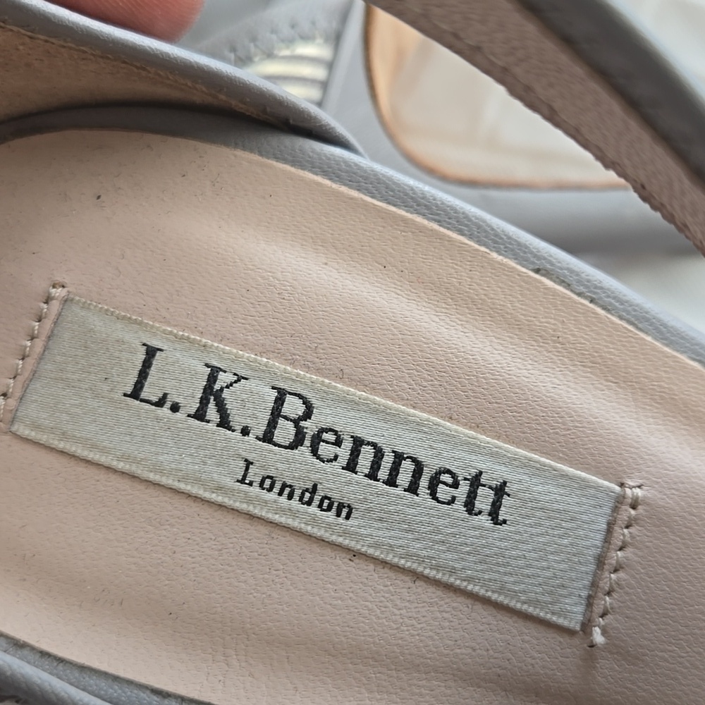 LK Bennett Gray And White T Strap Strappy Heels - Picture 3 of 10